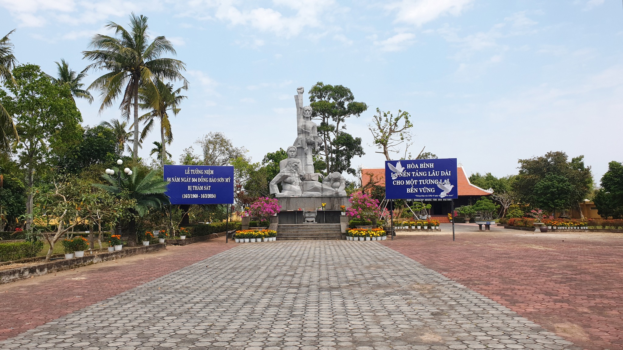 My Lai Massacre Memorial Site © 2024 V-Explorer® All rights reserved.